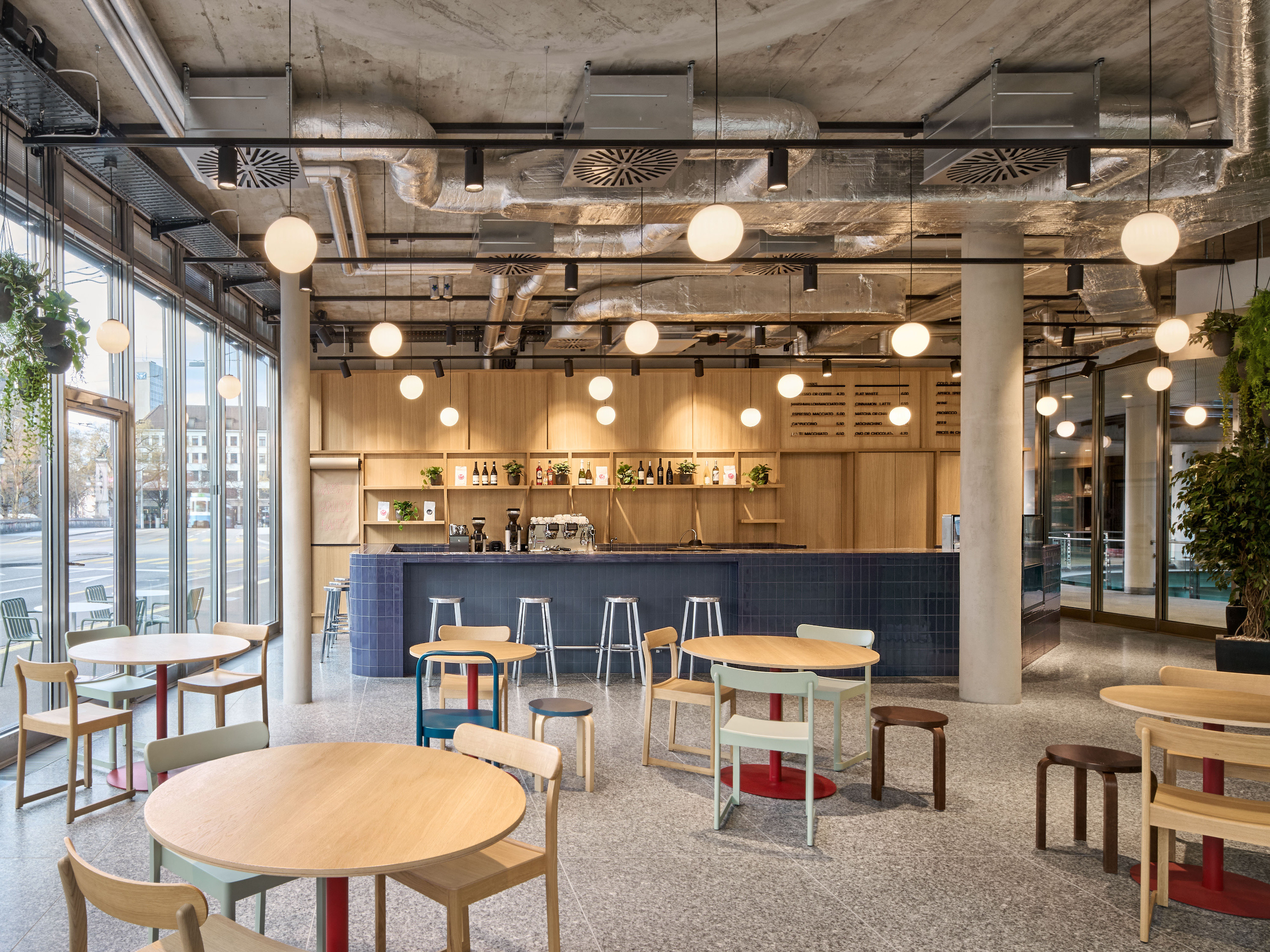 Lingo Café EF Education First ZürichFoto © Studio Willen 