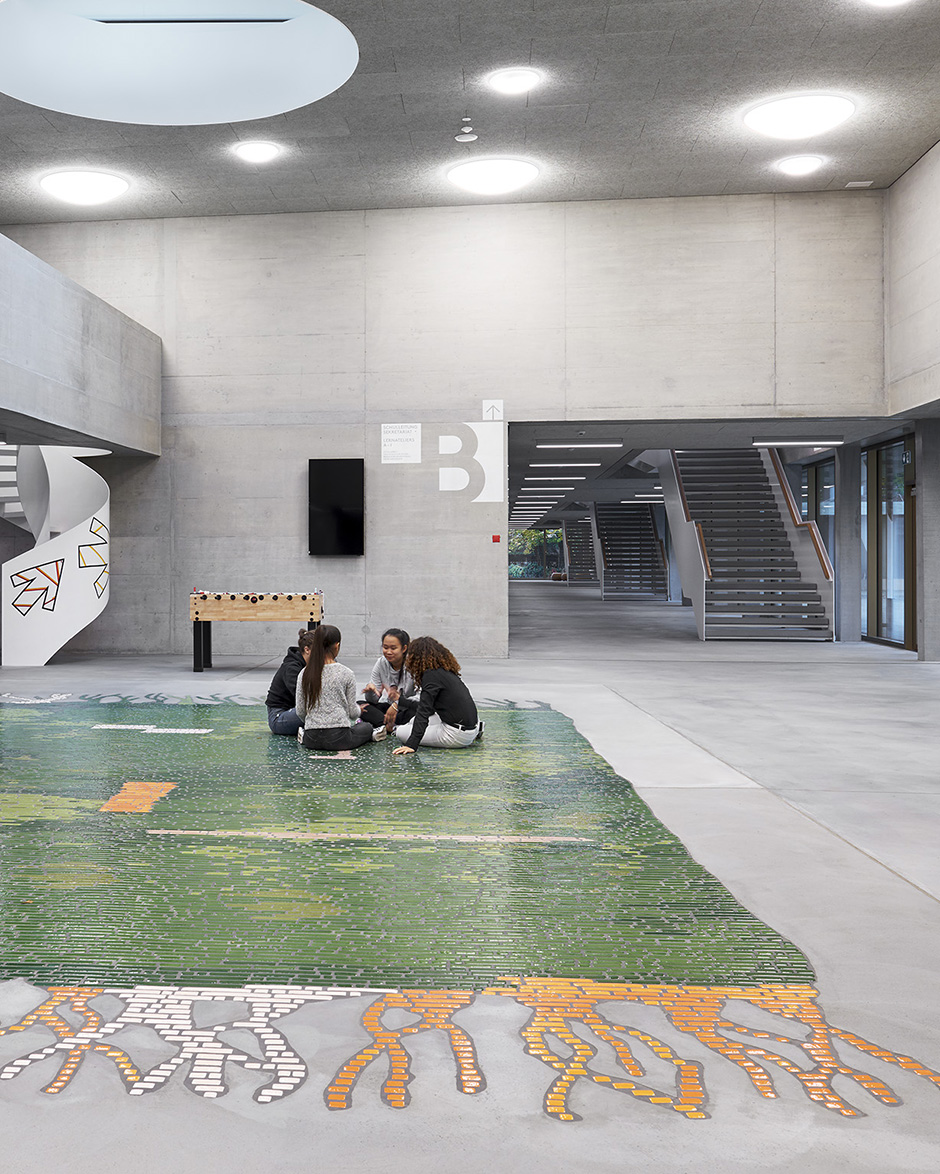 Sta 180403 Podium Sandgruben Teaser