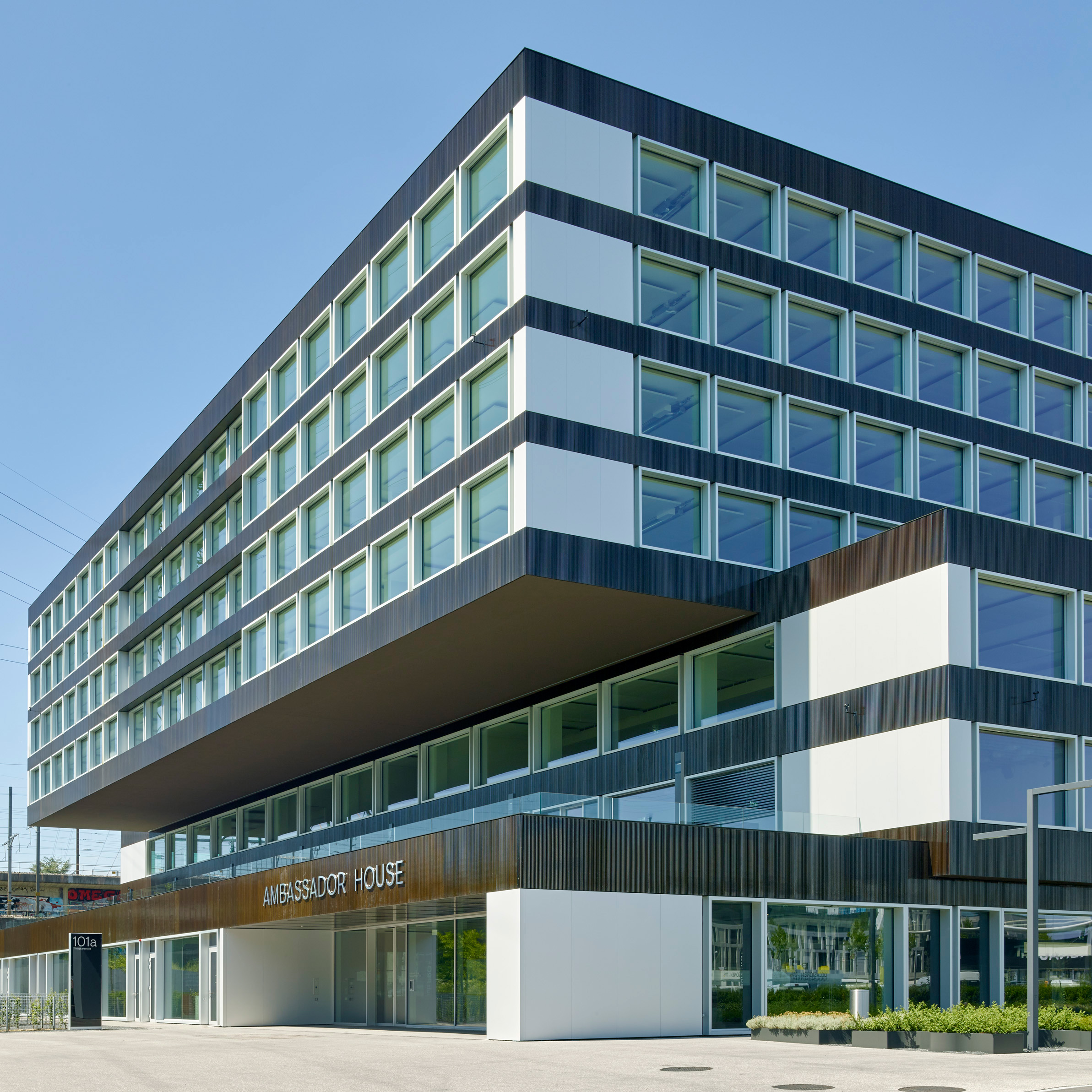 Ambassador House, Opfikon-Glattbrugg
