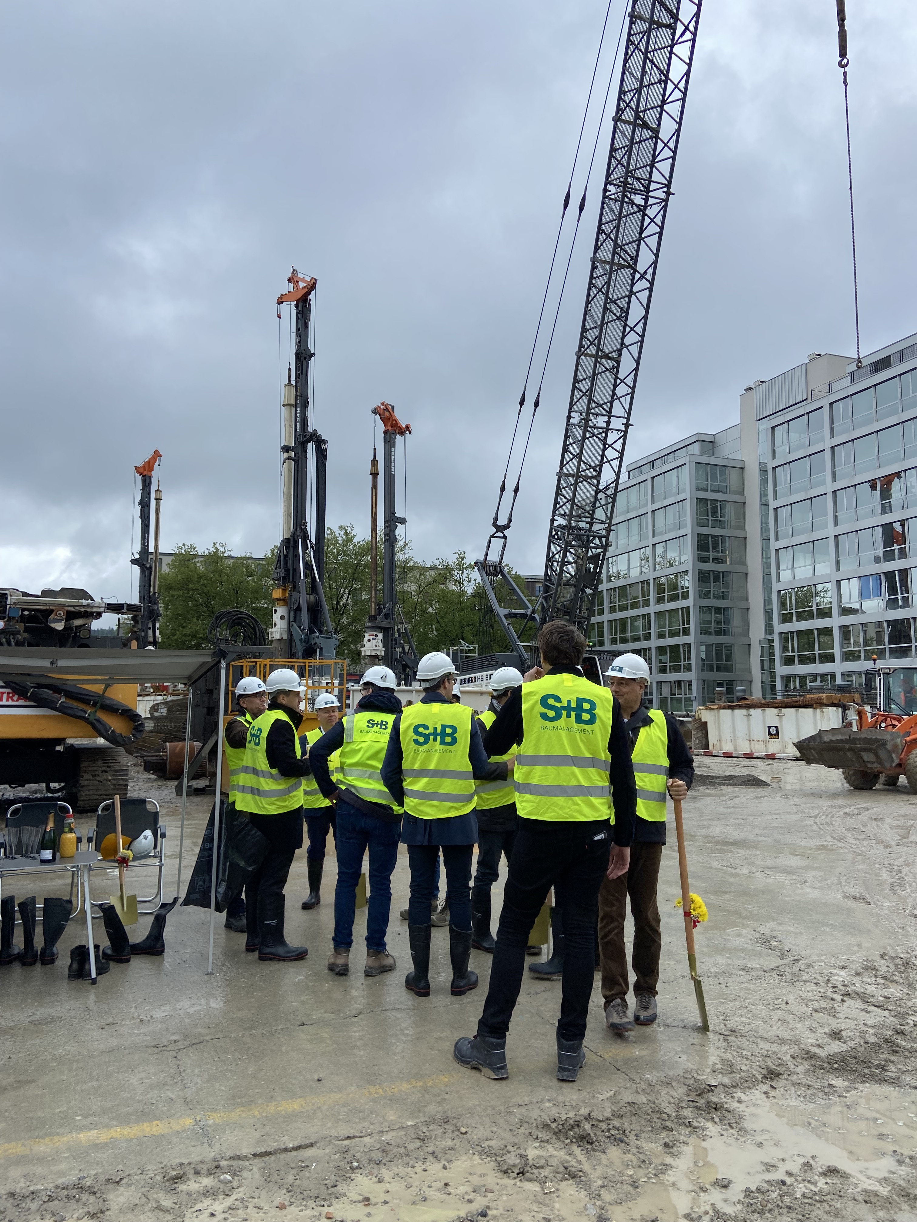 Wohnhochhaus Leutschenbach Zurich Spatenstich 07052024 6 Gruppe