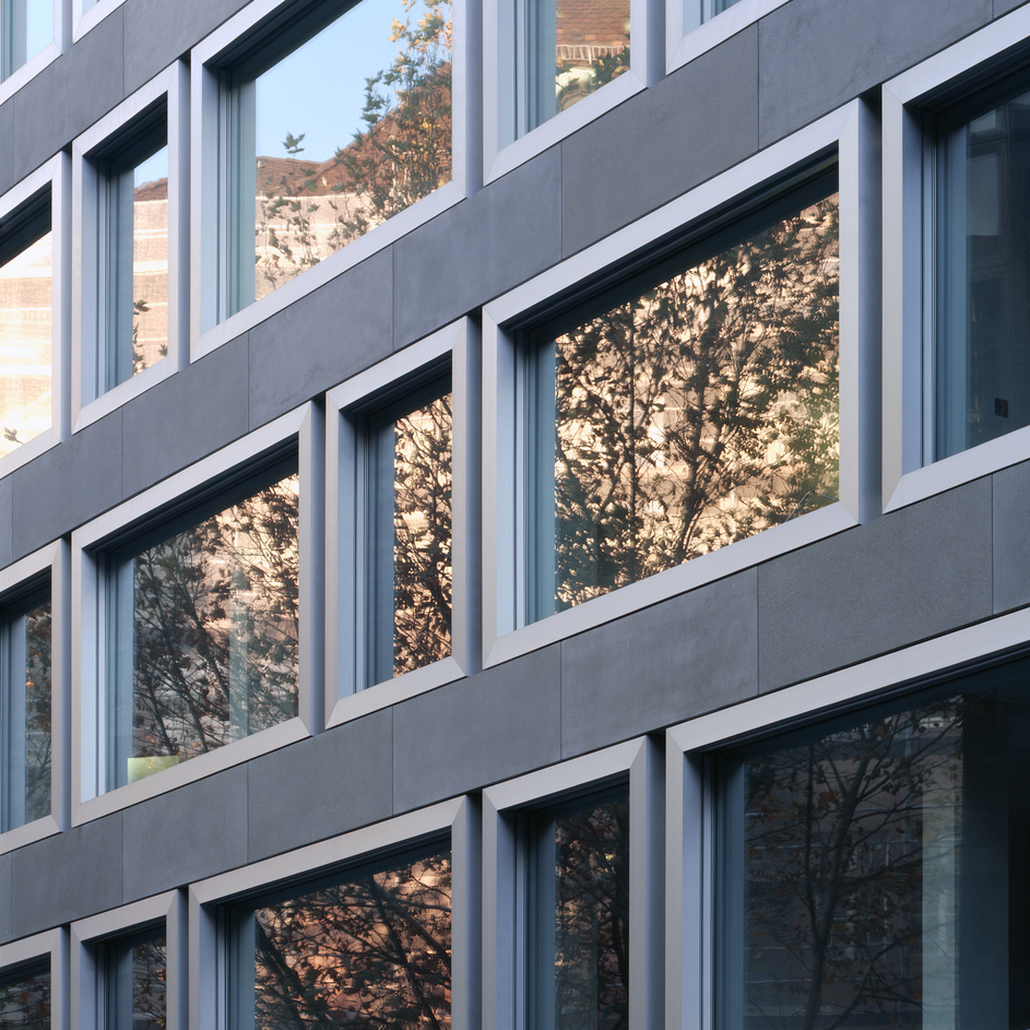 Office building on Schützengasse, Zurich