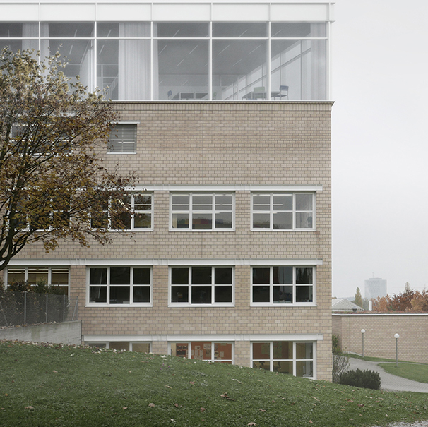 Waldegg school grounds, Rotkreuz